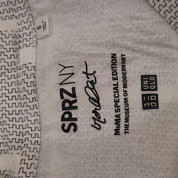 Uniqlo MoMA Special Edition Cropped Tee - Picture 5 of 5